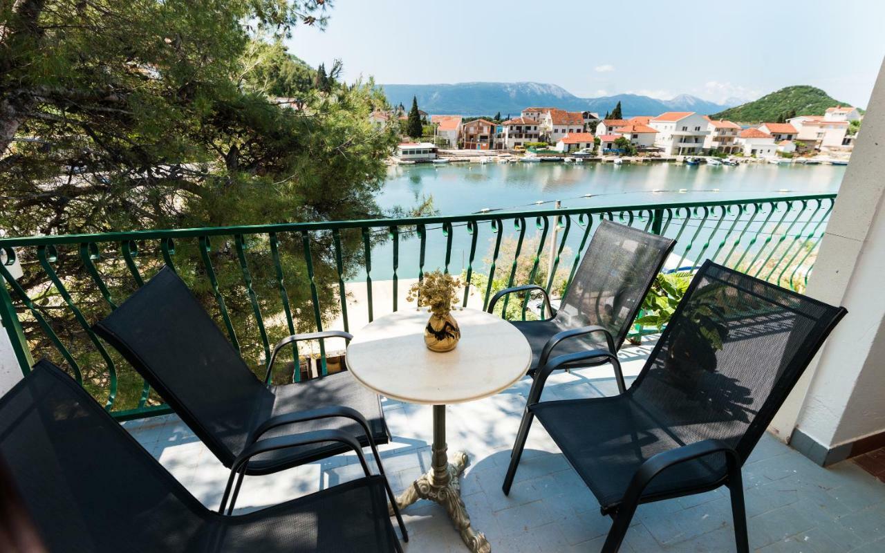 Apartments Azzurro Blace Exterior photo